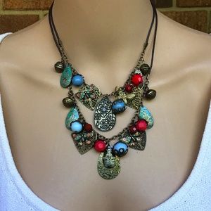 NWOT Multi color two tiered Necklace